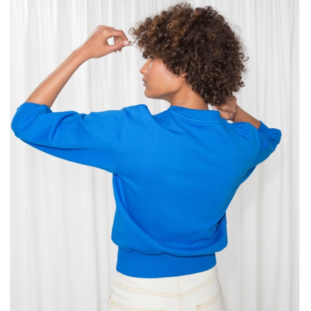Embroidered Cropped Pullover - Picture 3 of 6